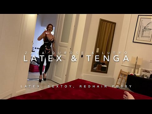 ❤️ Sora vitregă roșcată în costum de latex futută de fratele vitreg ❤️ at us ❌️❤